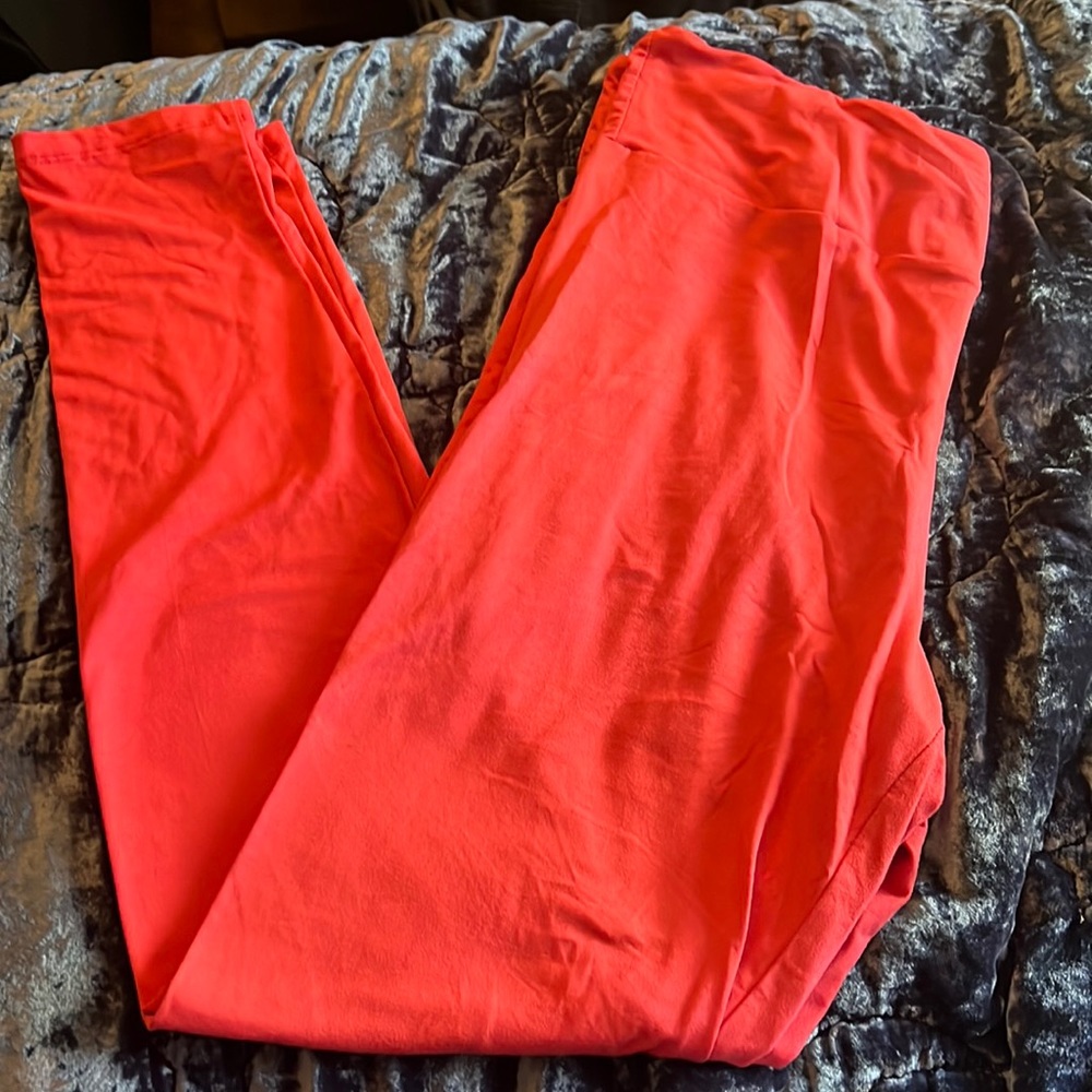 Lularoe Tall and Curvy Leggings Used